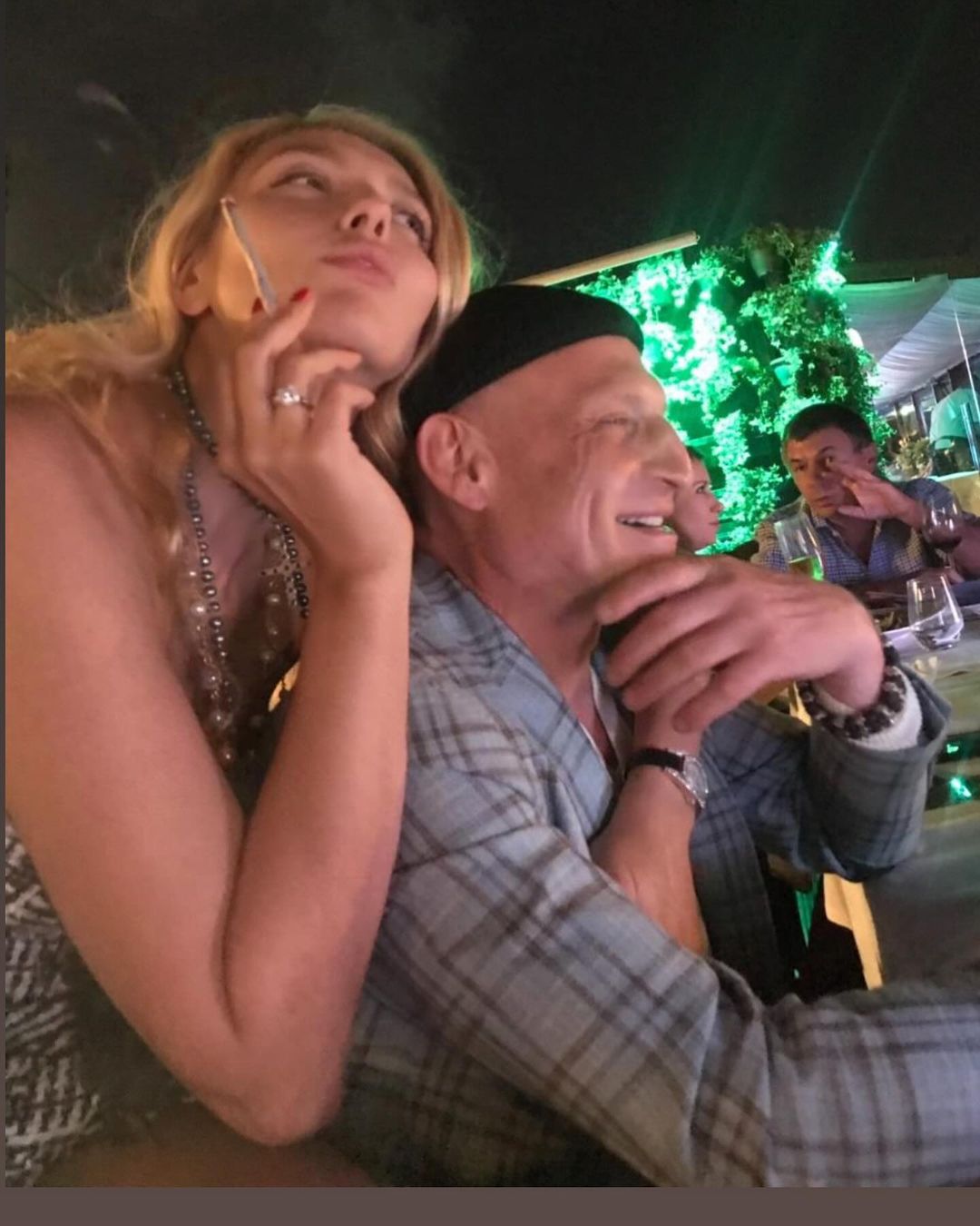 Оля Полякова показала рідкісне фото з чоловіком та повідомила про свято в її родині